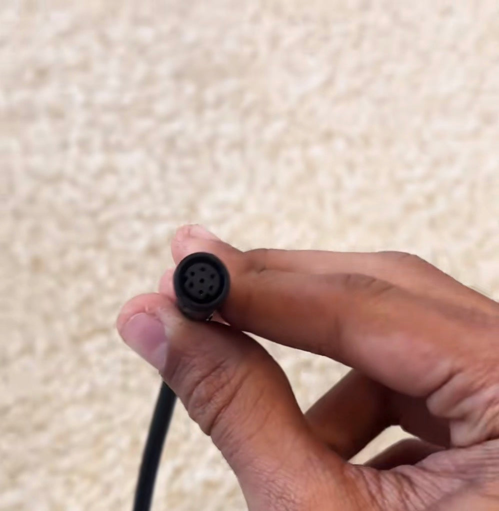 ( preorder )Plug and Play Tuttio SURRON Throttle