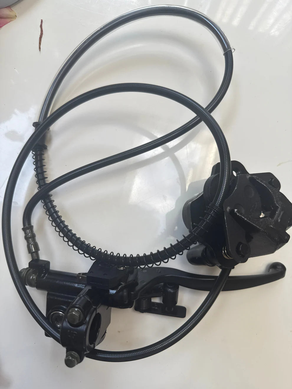 Tuttio Upgraded Brakes DOESNT COME WITH ROTOR